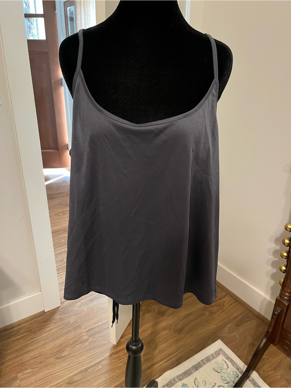 Lucky Brand Sheer Embroidered Gray Floral Overlay Top Size XL - Picture 11 of 16
